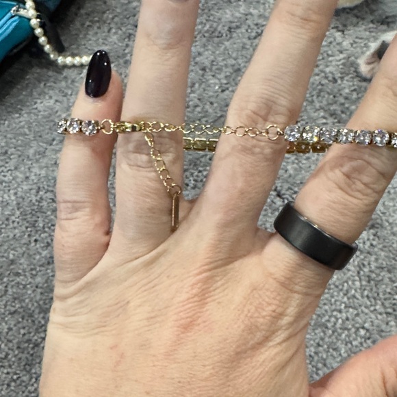 Elegant Gold and Silver Bracelet - Picture 2 of 6